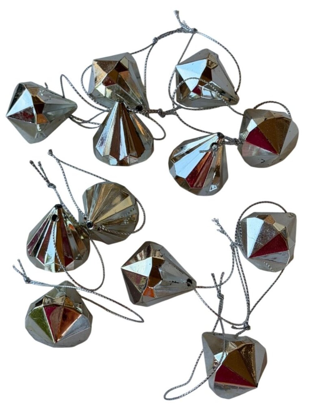 2017 12-pc. Wondershop At Target Silver Color Diamond Shape Ornament Set (READ)